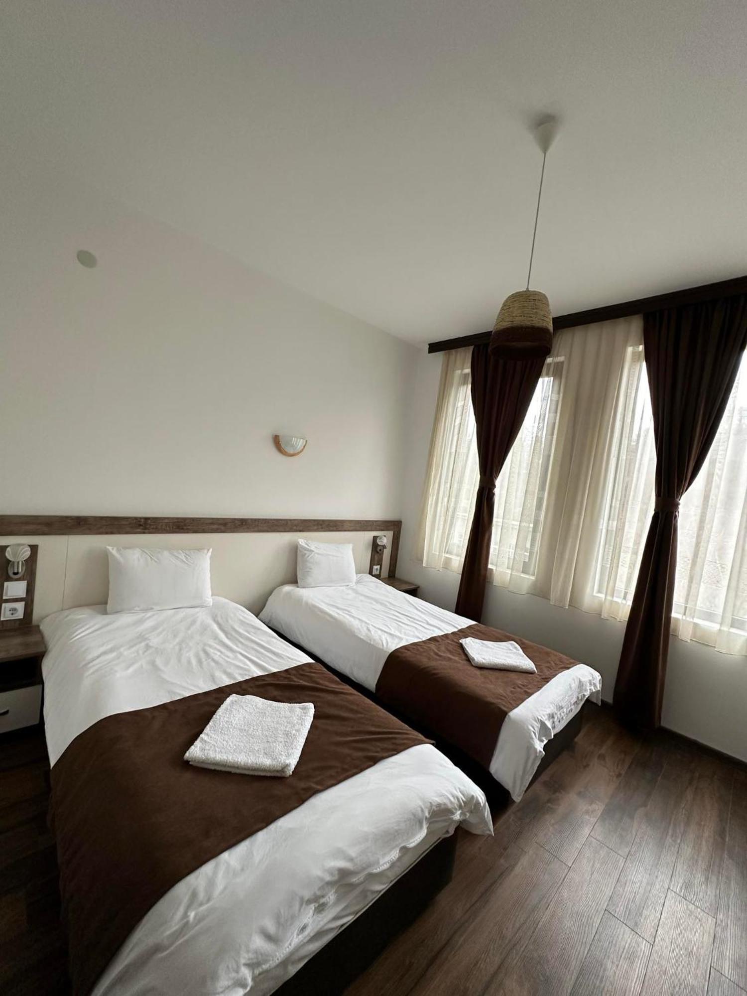 Бялата Къща Hotel Chakalarovo Exterior photo